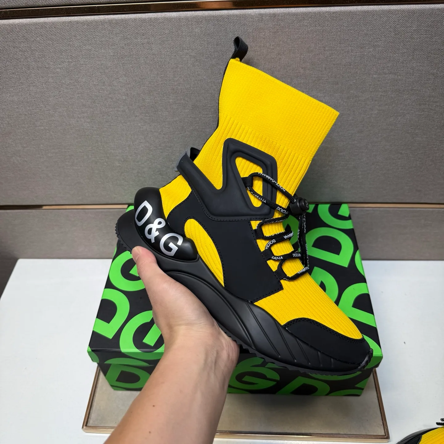 ⬛️Men's men's shoes💰p420【DG～】couple casual shoes 2025z cabinet sales simultaneously 🔶Size: 36-44 #️⃣ 🔷2 colors🔜The upper is made of multi-material splicing➕Mesh lining, comfortable and breathable, sole: original comfortable and wear-resistant outsole, ⚠️real thing📱photographed🎬real thing is better📢📢📢
